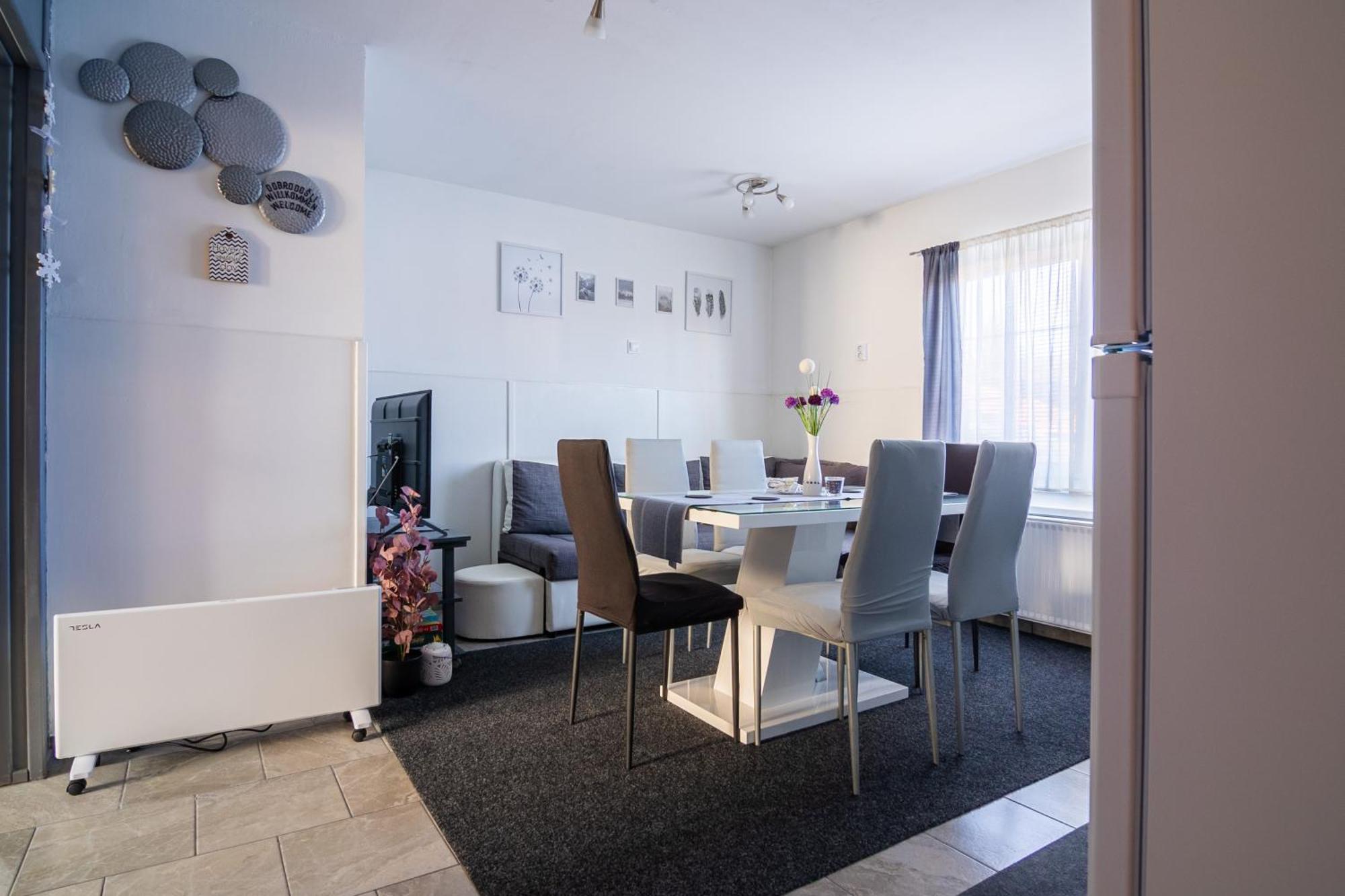 Apartma Ella Lovrenc na Pohorju Esterno foto